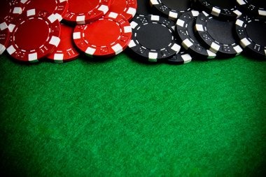 Lightning Baccarat live-dealer table on harum168 with multiplier display and real-time card action